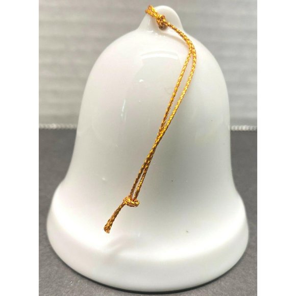 Vintage Precious Moments Bell Peeking in to Wish You a Merry Christmas - Picture 6 of 10